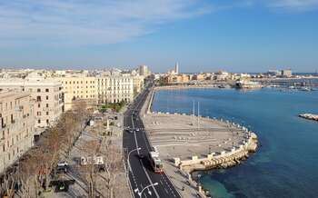 Bari - Photo credit: Bernard Gagnon